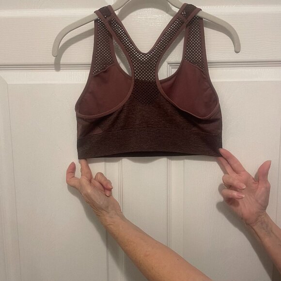 Pink Victoria's Secret Seamless Plum Leggings (5 clothing items for $15) - Picture 7 of 9